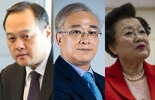 김지용 국민학원 이사장, 설민신 한경국립대 교수, 이배용 전 국가교육위원장. 연합뉴스, 한경국립대 홈페이지