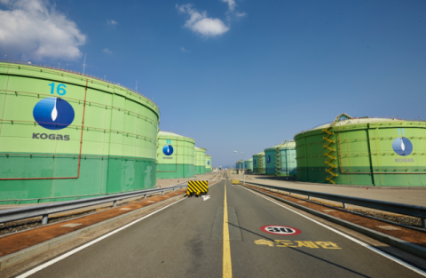 '국내 LNG 생산량 21.3%' 책임지는 한국가스공사 통영기지 방문해보니…