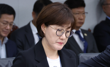 김현지 국감 증인 채택 공방…與 