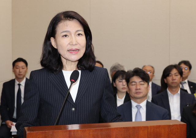 이진숙 전 방송통신위원장이 14일 서울 여의도 국회 과학기술정보방송통신위원회에서 열린 2025년도 국정감사에서 발언하고 있다. 연합뉴스