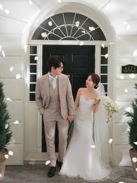 [화촉]이병배(전 달서문화재단 대표)씨·박강숙 씨 차남 윤규 군 25일 결혼