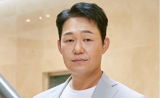 배우 박성웅, 특검 참고인 조사…