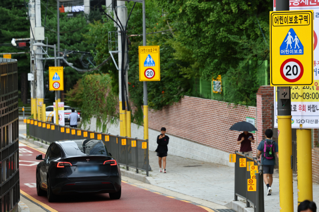 서울 시내 한 초등학교 앞 어린이보호구역. 연합뉴스