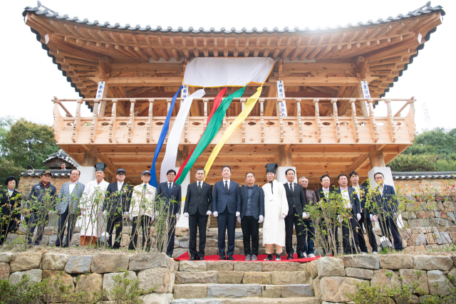 경북 구미시는 오는 22일까지 구미 출신 항일의병장 왕산 허위 선생의 숭고한 헌신을 기리고, 지역 주민이 함께하는 문화예술의 장인 
