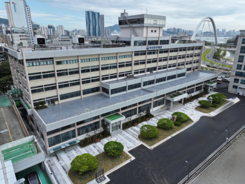 부산세관, 기존 청사 리모델링 마치고 27일 복귀