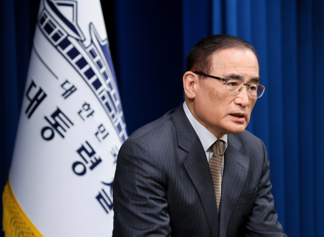 위성락 국가안보실장이 24일 용산 대통령실에서 이재명 대통령 아세안 순방 및 APEC 정상회의 일정 관련 브리핑을 하고 있다. 연합뉴스