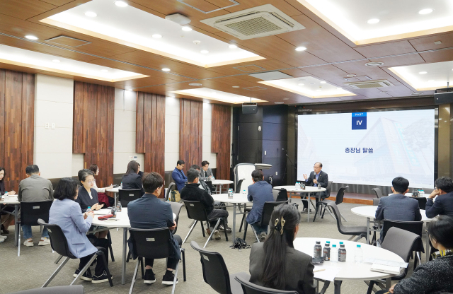 영남이공대 이재용 총장이 비교과 프로그램의 중요성에 대해 이야기 하고 있다. 영남이공대 제공