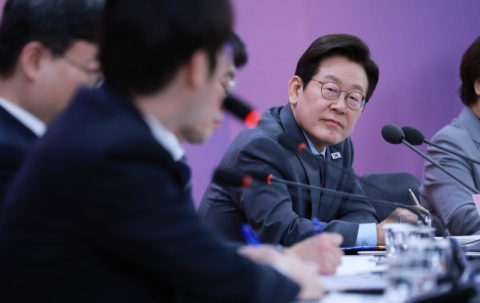 '품절대란' 그 안경 언급한 李대통령 