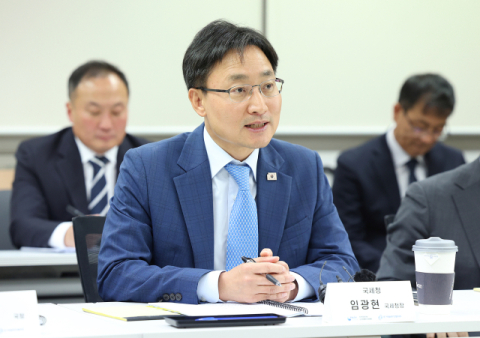 국세청, 4800개 AI 중소기업 세무조사 제외·유예…'AI 3대 강국' 세정 지원 나선다
