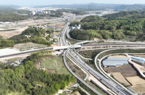 '사통팔달 교통도시 안동',  철도·도로망 확충 본격화