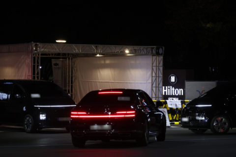 [APEC2025] Trump Touches Down in Gyeongju…City on Lockdown for High-Security Visit