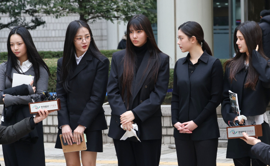 뉴진스, 어도어 못 떠난다…법원 