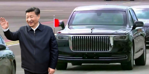 [경주APEC] 시진핑 전용차 '홍치'…기술 굴기 붉은 깃발 대륙판 롤스로이스  