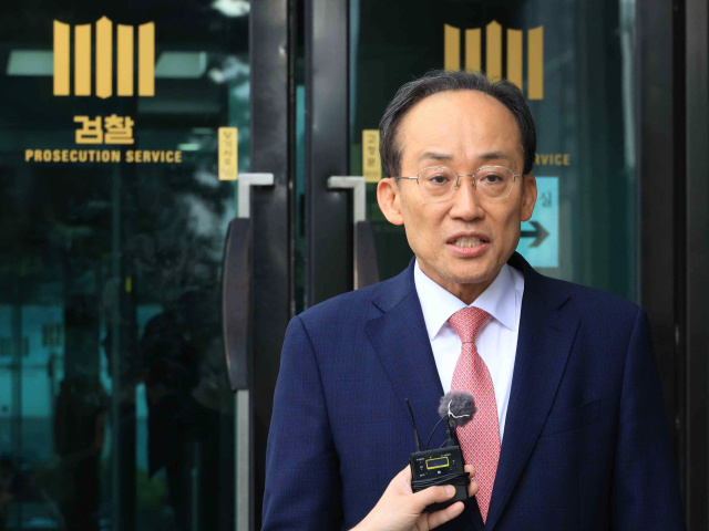 국민의힘 추경호 전 원내대표가 31일 서울 서초구 서울고검에 마련된 조은석 내란특별검사팀 사무실에서 조사를 마친 뒤 나오며 발언하고 있다. 연합뉴스