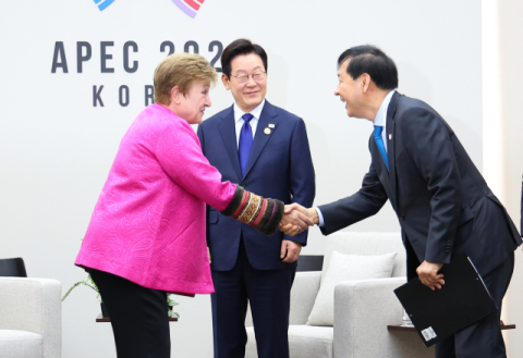 IMF, 올해 한국 경제성장률 1.9% 전망…선진국 평균 웃돌아