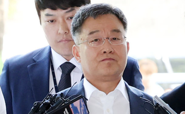 '대장동 비리' 김만배·유동규 1심 징역 8년…법정구속