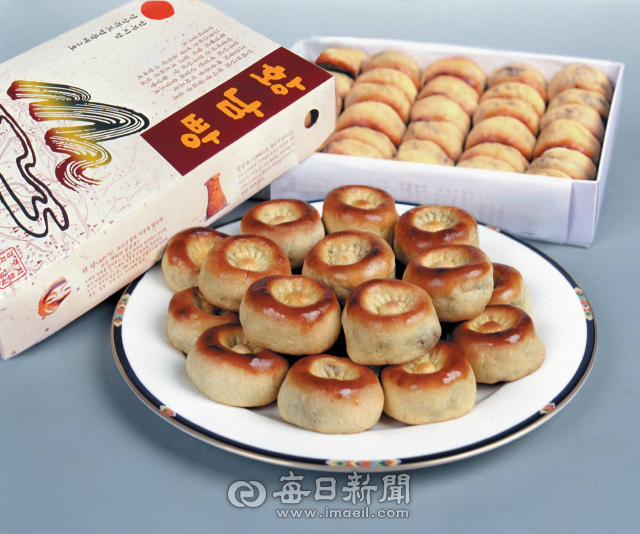 APEC 정상회의 공식 간식으로 선정된 황남빵.