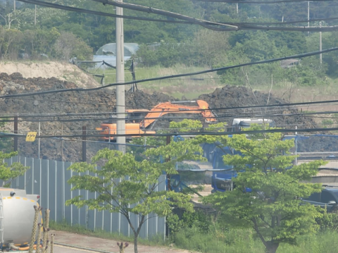 코오롱글로벌, 농지에 폐토사 무단 매립 의혹... 