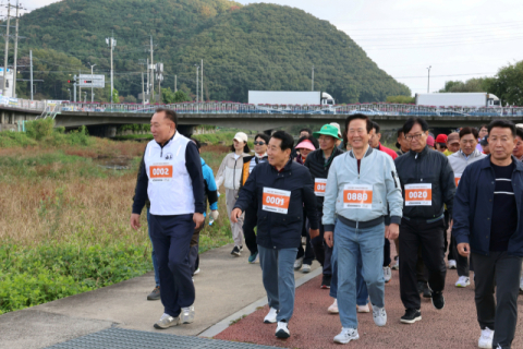 양산시, '2025 양산 회야강 힐링걷기' 성황리 마무리