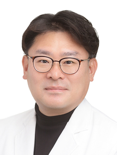 경북대병원 박성현 신경외과 교수·김병목 방사선사 '정상섭 학술상' 수상