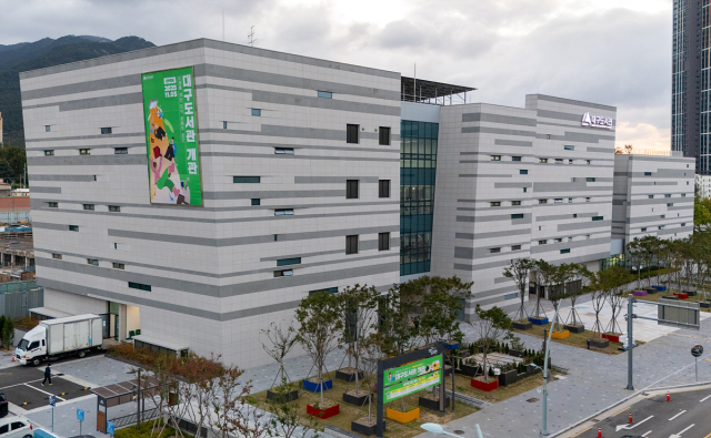 영화평론가 백정우