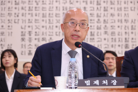 친여 유튜브 출연한 법제처장 
