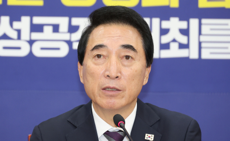 민주당 재판중지법 철회 배경은?…여론 악화 우려했나