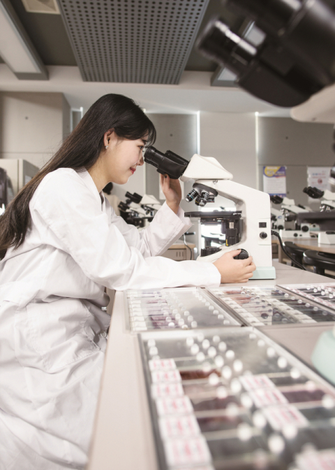 [학과 Insight+전공 Inside] '진단의 시작은 검사부터'…대구보건대 임상병리학과 54년의 길