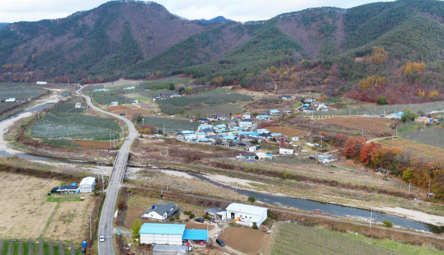 농림축산식품부의 2026년 과실전문생산단지 기반조성 공모사업에 최종 선정된 청송군 부남면 양숙1리 일원 모습. 청송군 제공