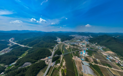 포항~영덕 20분이면 충분…고속道 착공 10년 만에 개통