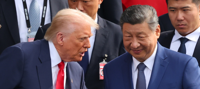 권한일까 일탈일까…트럼프 관세 '운명의날'