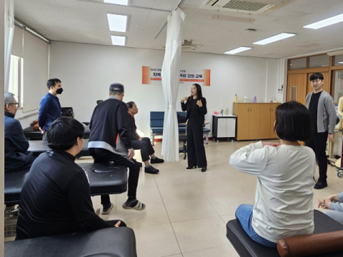 보이지 않아도 느낄 수 있는 길, 대구보건대의 따뜻한 동행