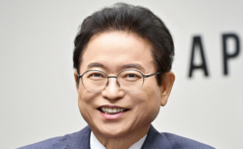 APEC 성과 놓고 정치권 논쟁…李지사 