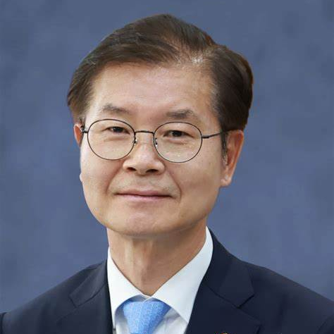 [시대의 창-이정식] 초고령사회 산업 안전과 계속 고용