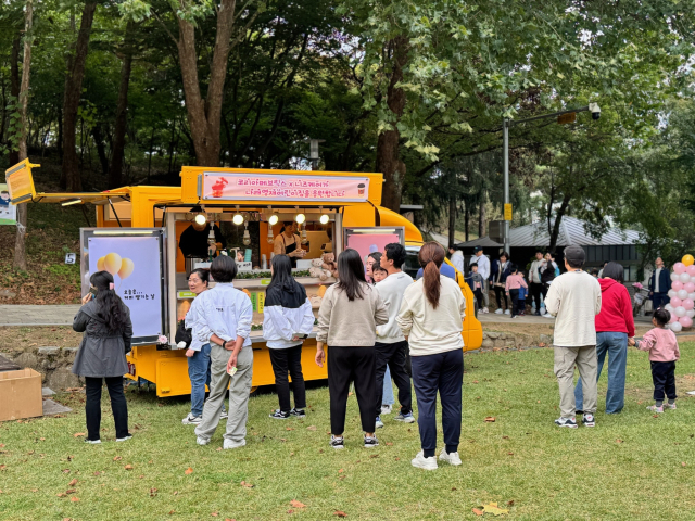 코리아페브릭스·니즈케어 사회공헌 실천…나래영재어린이집 후원