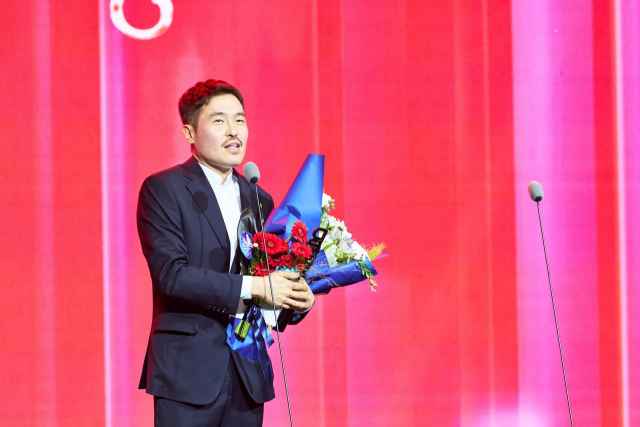 제34회 부일영화상에 이어 한국영화평론가협회가 주관하는 제45회 한국영화평론가협회상(영평상)에서 장병기 감독이 