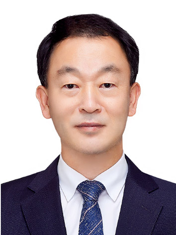 유명현 경남도 균형발전본부장 모습.