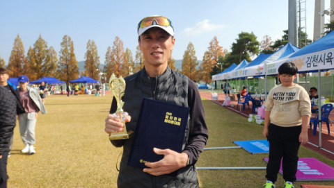 [2025김천전국마라톤대회]남자 하프 부문 우승 박현준