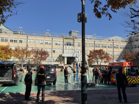 [속보] 대구 한 고등학교 사제폭발물 설치 신고…경찰 대응 중