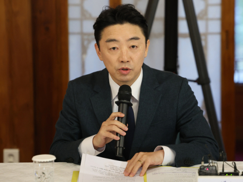 '균형성장' 앞세웠던 李 정부, 