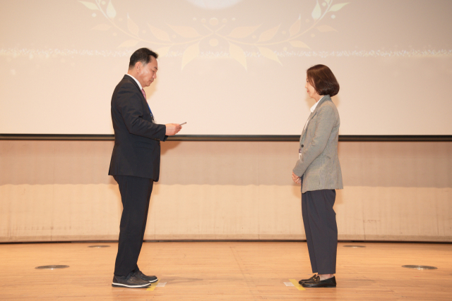 RIST 정은진 수석연구원이 대한금속재료학회 신진학술상을 수상했다. RIST제공