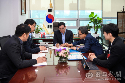 울릉군 국회 찾아 '도와달라'