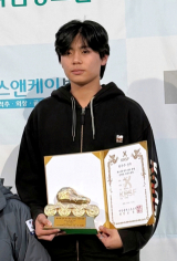 다관왕(금2) 및 최우수선수(MVP)로 선정된 경운대 1학년 이매민 선수. 경운대 제공