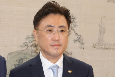 '노만석에 전화' 인정한 법무차관…