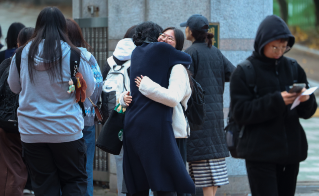 수능날 경북 곳곳 달린 경찰차…