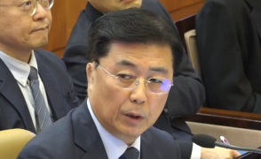 '싹 잡아들여' 증언한 홍장원…尹과 헌재 이어 법정대면