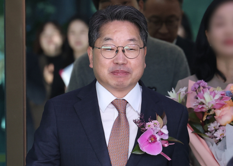 '대장동 항소포기' 말없이 떠난 노만석…