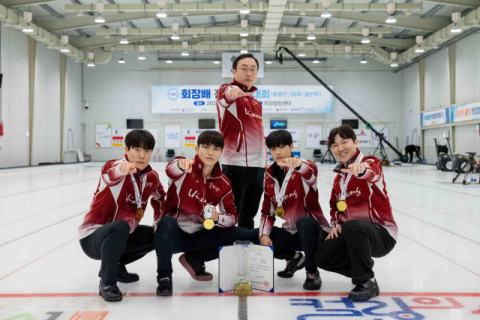 의성군청 남·여 컬링팀 '제24회 회장배 전국컬링대회' 동반 우승