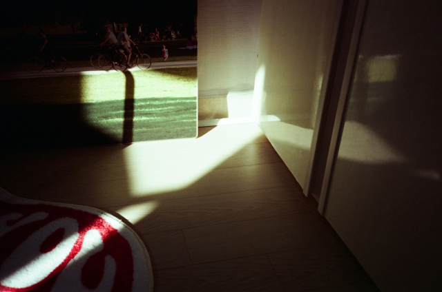 김예원, Being Normal, 01