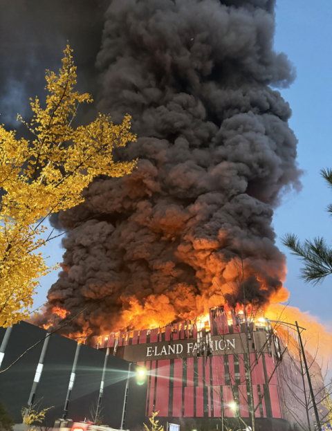 천안 이랜드패션 물류센터 불…대응2단계
